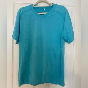 Men's lululemon V-Neck